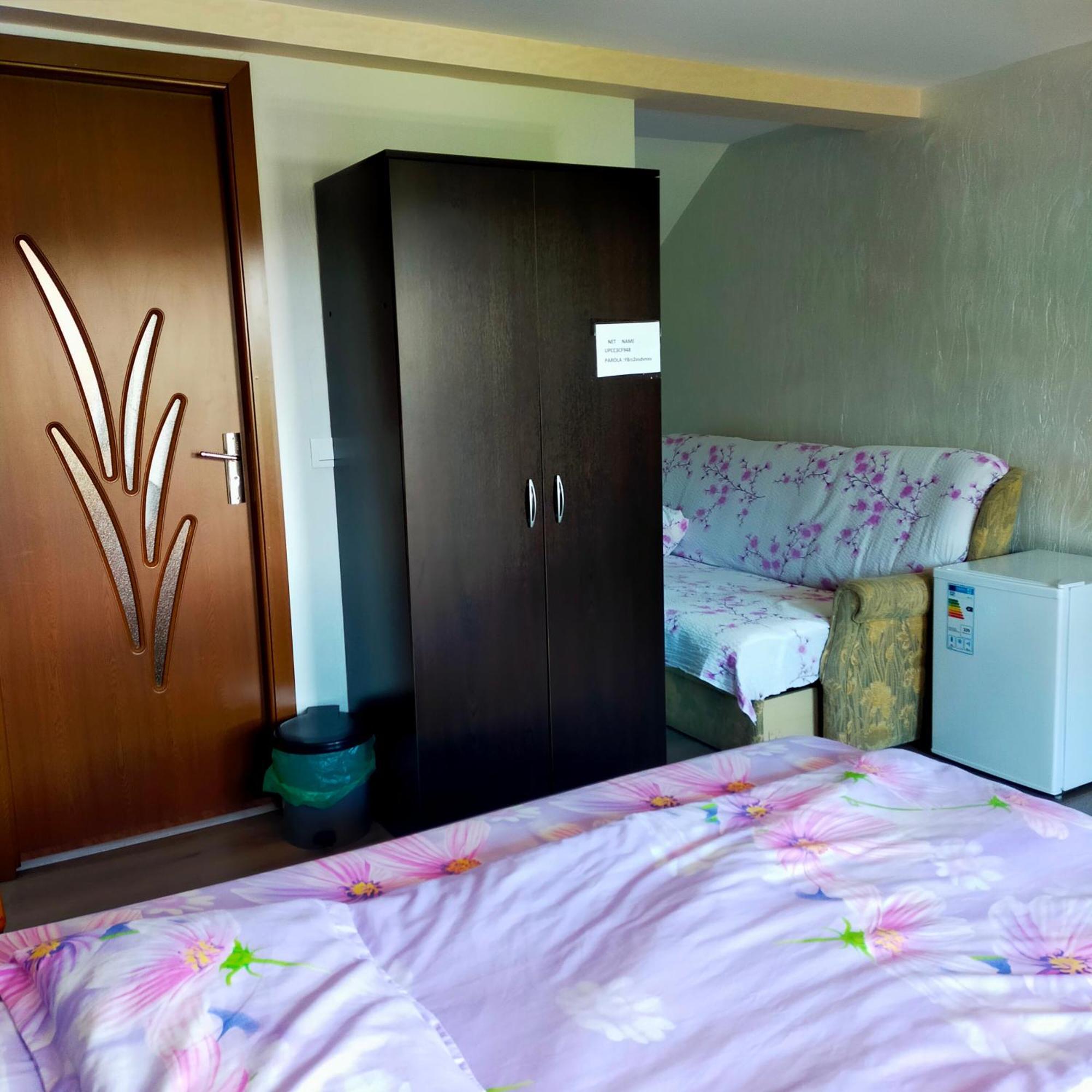 Casa Luna Gura Humorului Zimmer foto